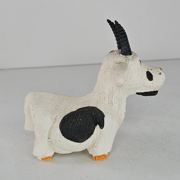 Artesania Rinconada Billy Goat Figurine With Black Spots & Textured Finish - Picture 4 of 9